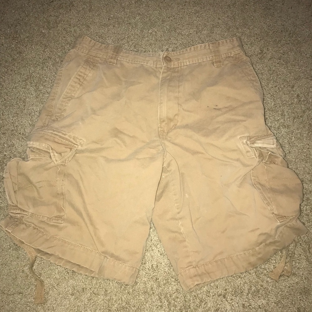 Urban pipeline cargo shorts size 34 brown